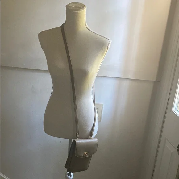 Tan WonderBag Crossbody - Picture 13 of 13